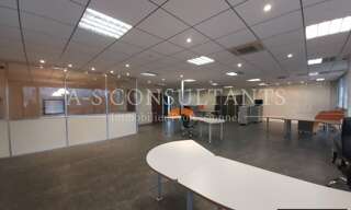 Bureau  150 m² à louer à Salaise-sur-Sanne (38150)