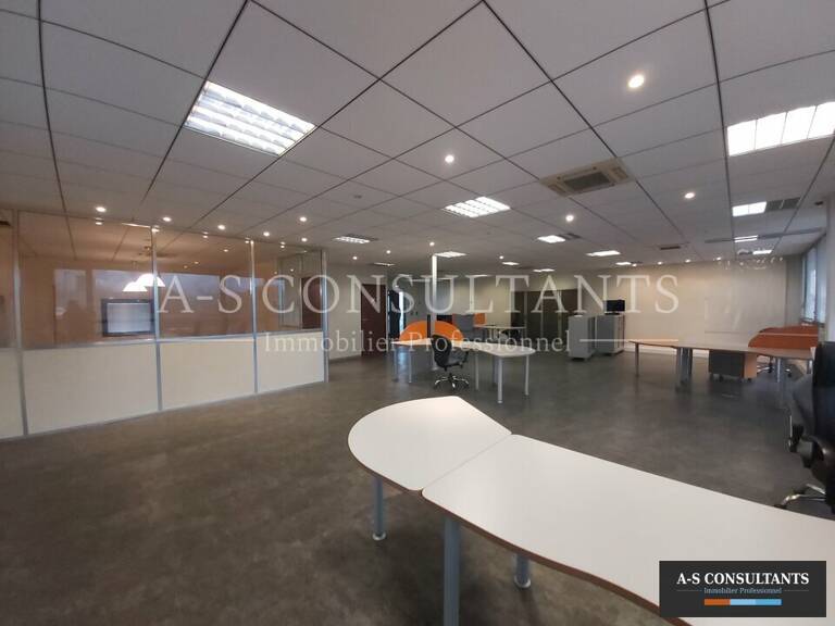 BUREAUX A LOUER — photo 1