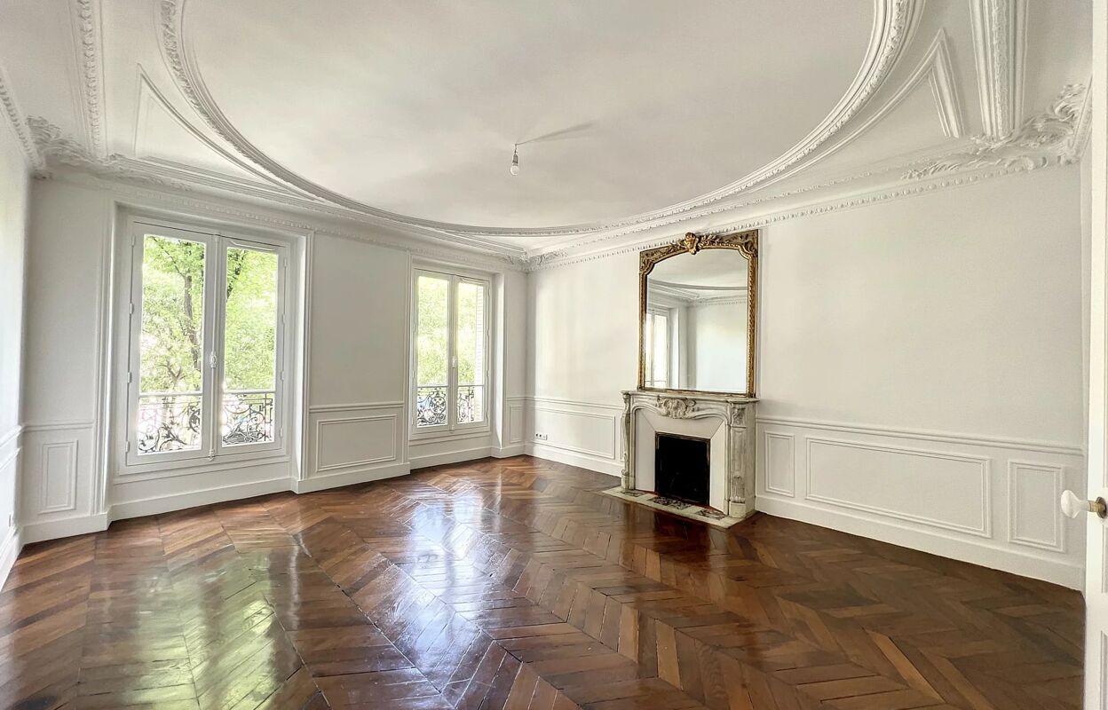 appartement 4 pièces 104 m2 à Paris 8 (75008)