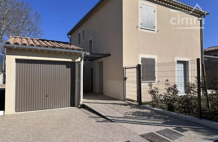 Villa neuve avec garage. — photo 2