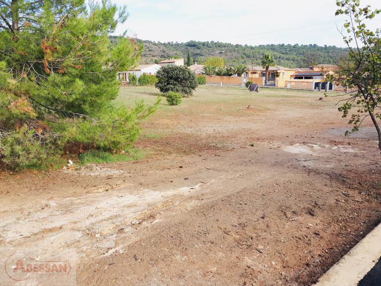 Terrain en lotissement — photo 1
