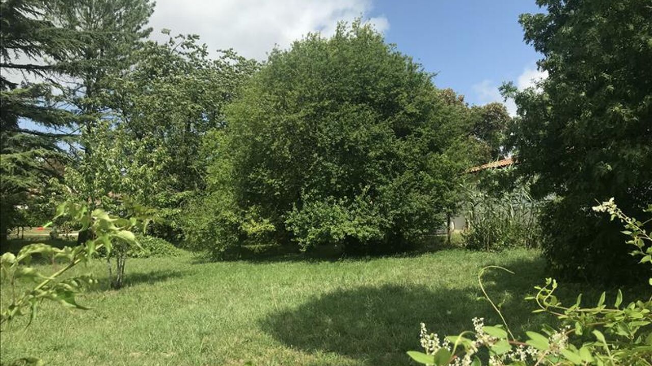 terrain  pièces 1360 m2 à vendre à Ruelle-sur-Touvre (16600)