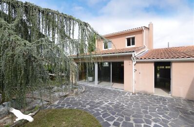 vente maison 197 025 € à proximité de L'Isle-d'Espagnac (16340)