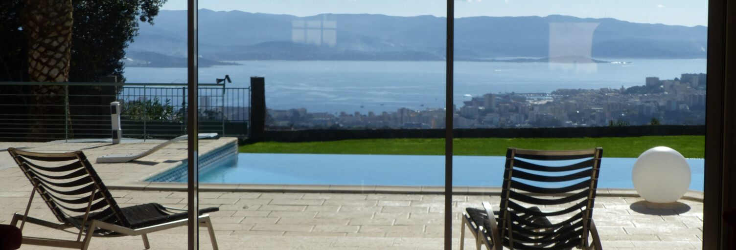 Maison 7 Pièces 328 m² à vendre à Ajaccio (20000)