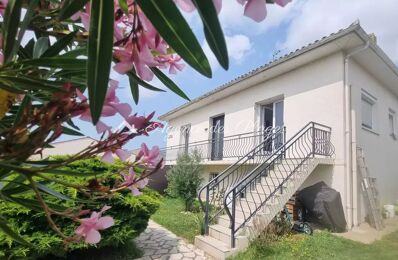 vente maison 343 200 € à proximité de Mortagne-sur-Gironde (17120)
