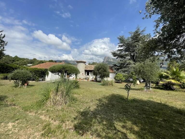 Magnifique bastide avec vue sur les Baous — photo 1