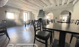 Immeuble  298 m² à vendre à Neauphle-le-Château (78640)