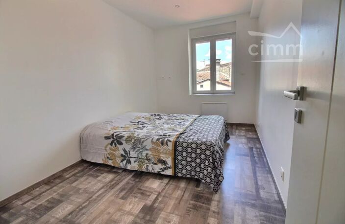 Appartement en duplex entièrement rénové de 105m² — photo 3