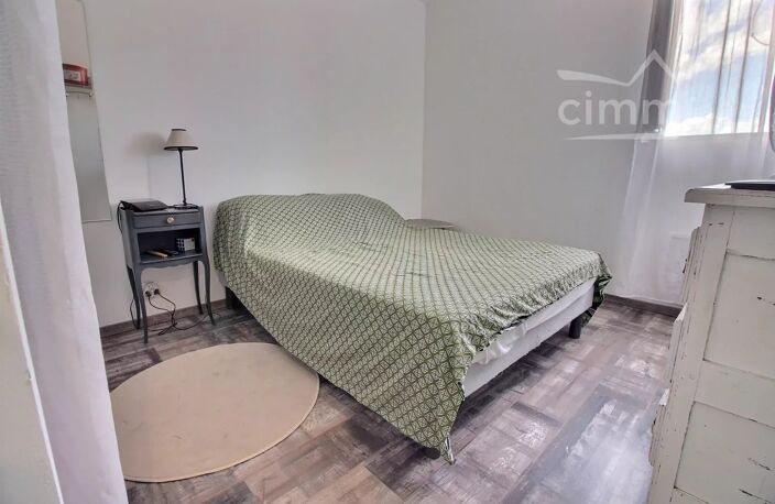 Appartement en duplex entièrement rénové de 105m² — photo 4