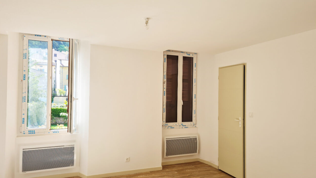 appartement 2 pièces 35 m2 à louer à Méounes-Lès-Montrieux (83136)