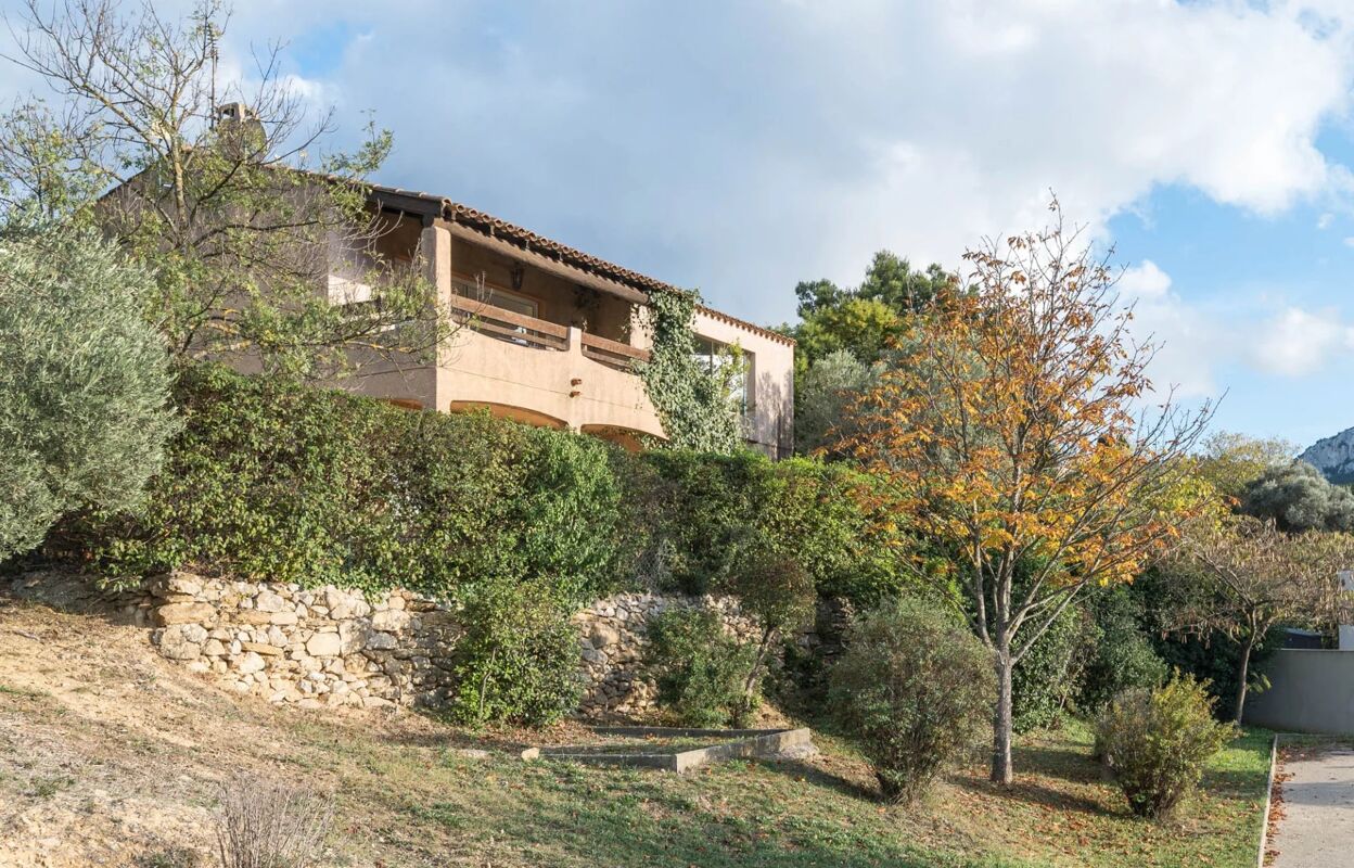 maison 6 pièces  m2 à vendre à La Cadière-d'Azur (83740)