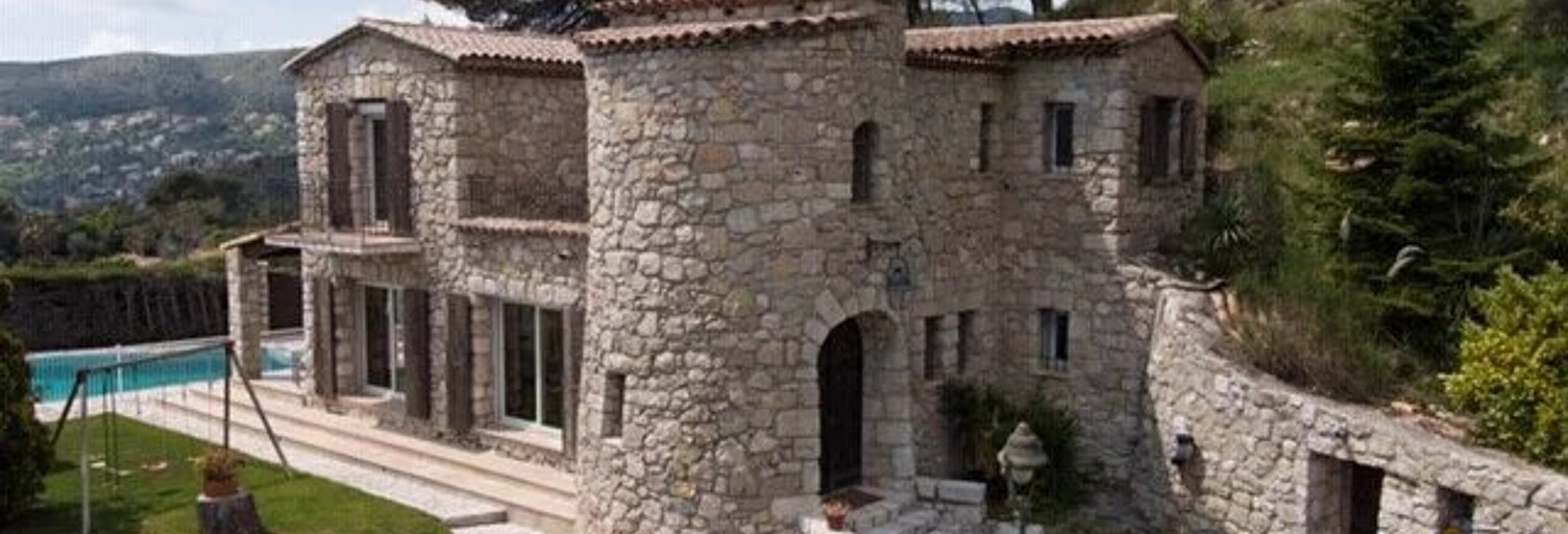 Maison 7 Pièces 205 m² à vendre à Tourrette-Levens (06690)