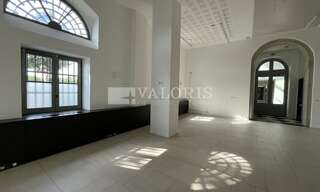 Bureau  989 m² à louer à Lyon 2 (69002)