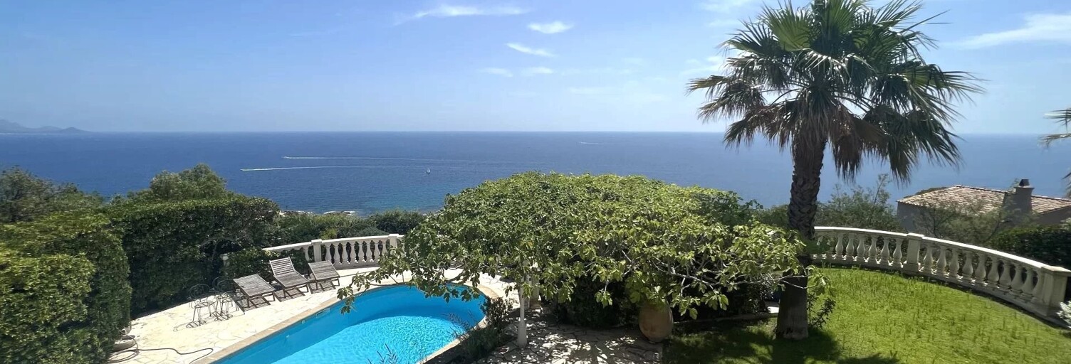 Maison 6 Pièces 227 m² à vendre à Roquebrune-sur-Argens (83380)