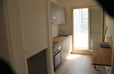 location appartement 1 050 € CC /mois à proximité de Marseille 6 (13006)