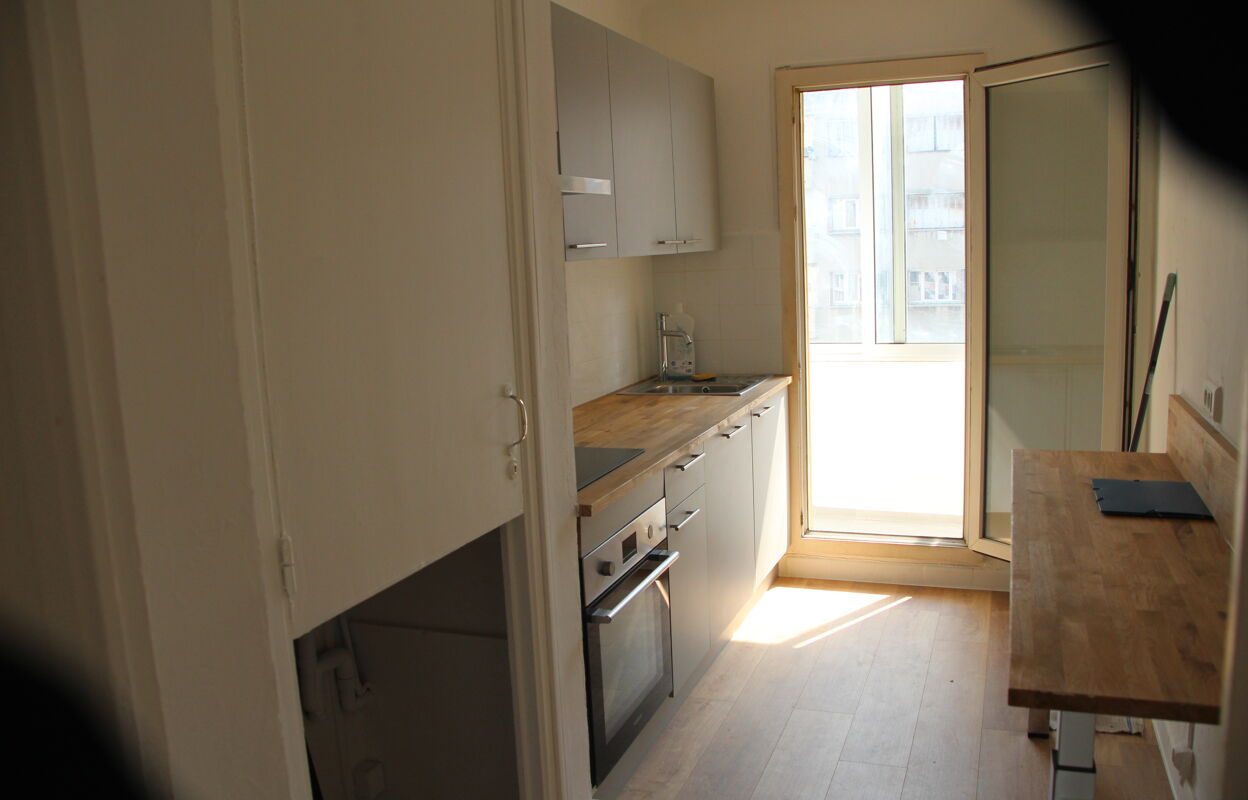 appartement 4 pièces 65 m2 à louer à Marseille 7 (13007)