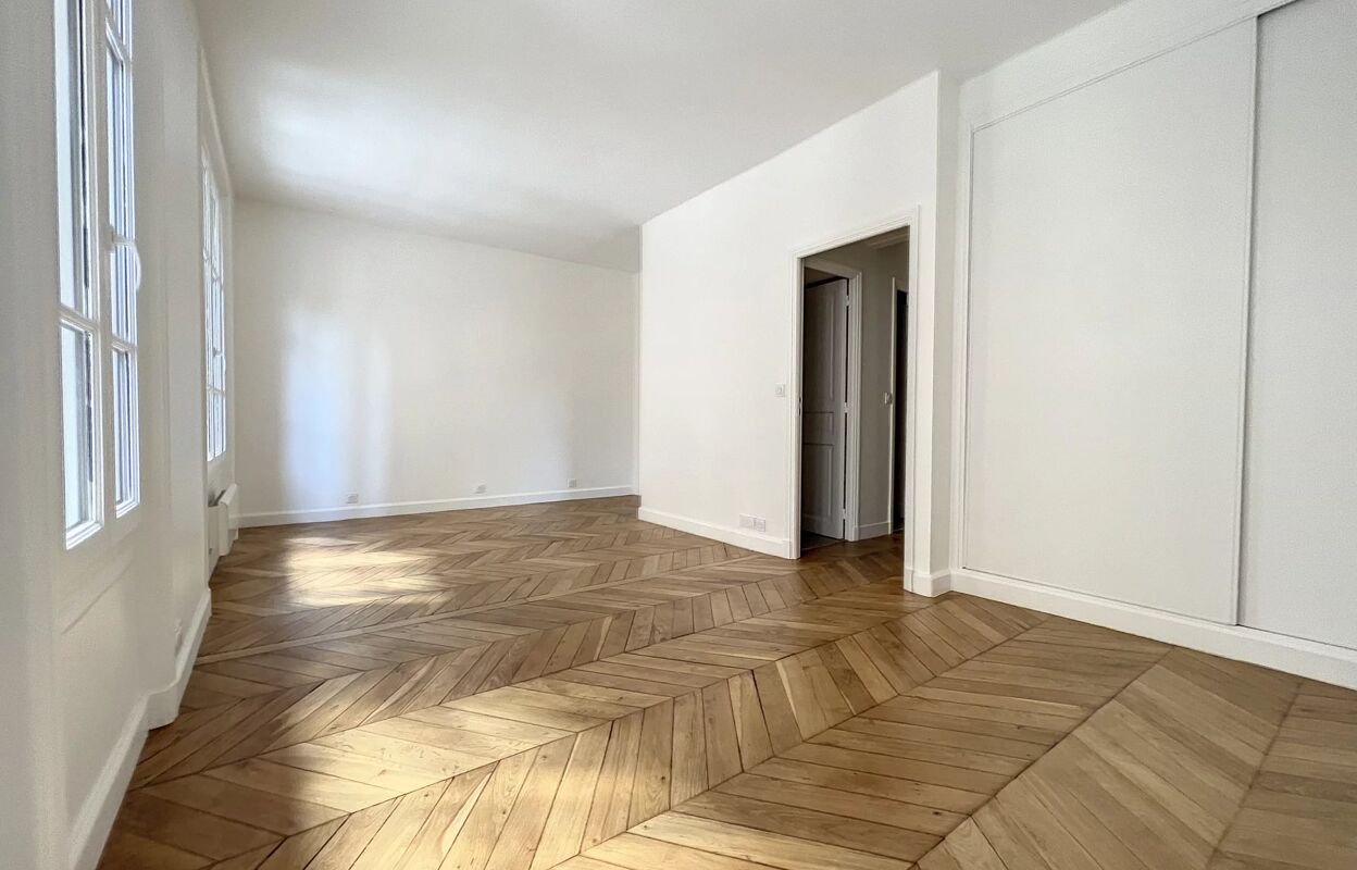 appartement 1 pièces 33 m2 à Paris 15 (75015)