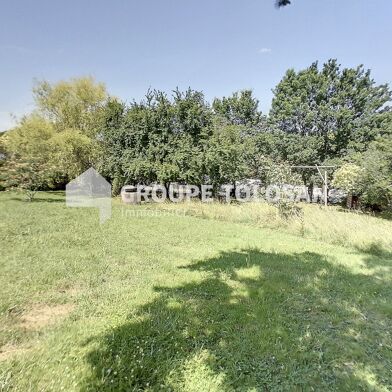 Terrain  196000 €