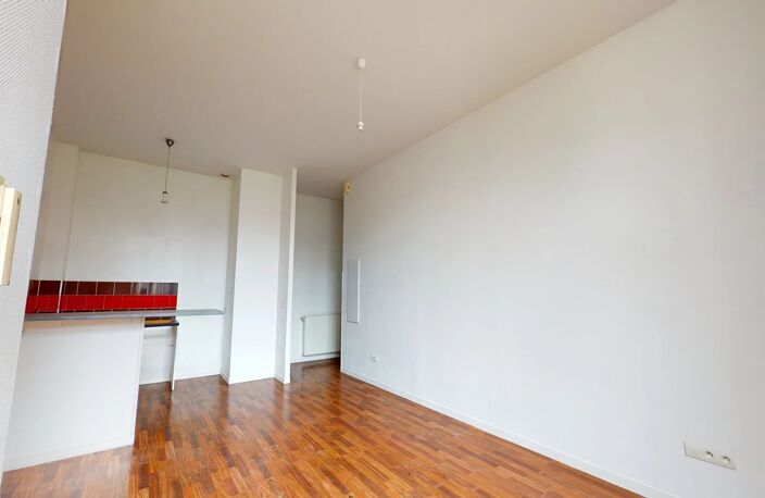 A VENDRE - Appartement 4 pièces CHARTRES BASSE VILLE — photo 4