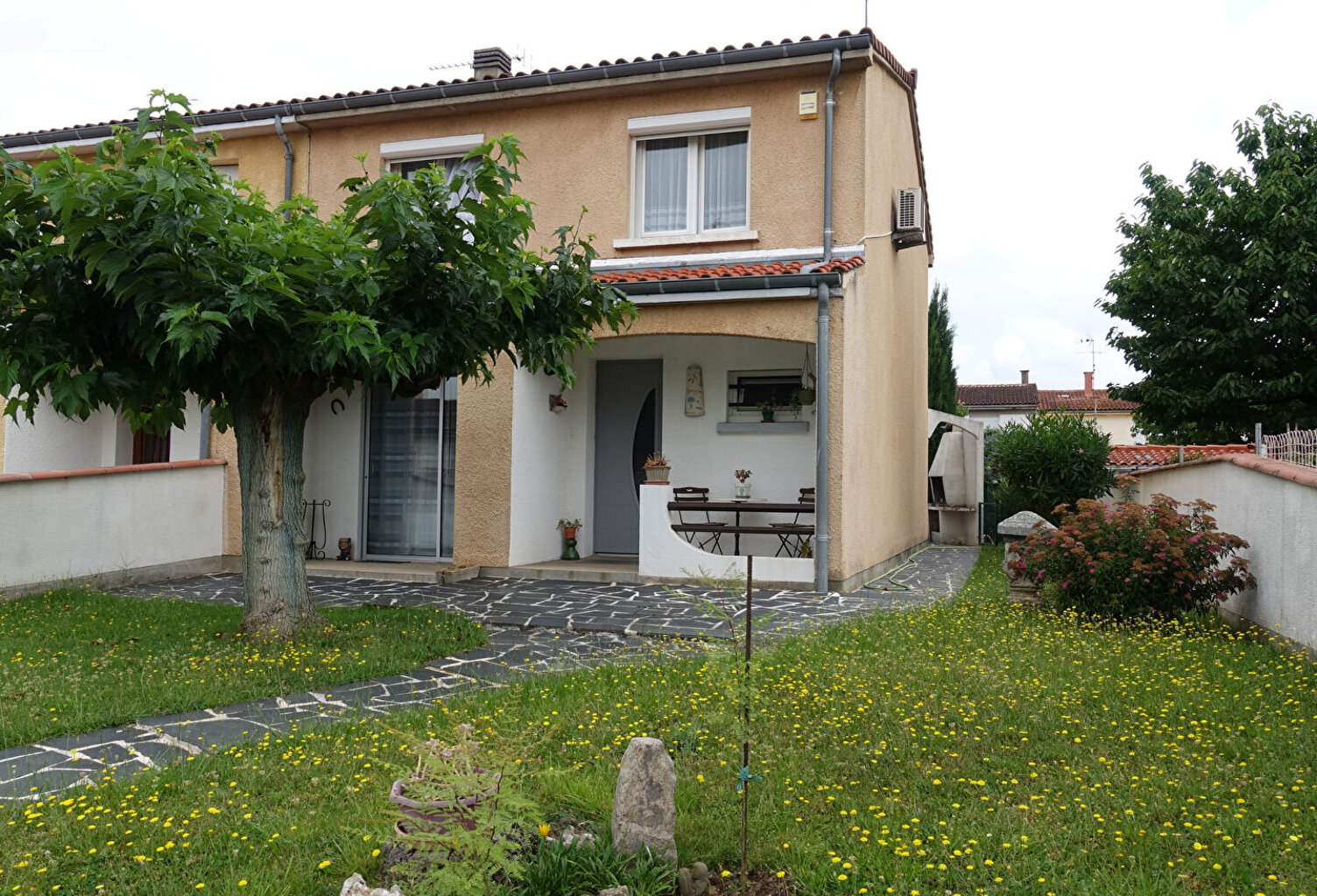 VENDU - Maison Type 5  environ 102 m²  avec jardin-garage dans une impasse au calme — photo 1