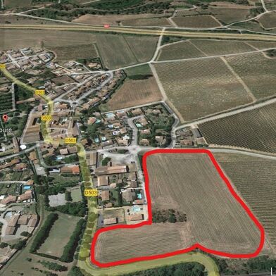 Terrain 671 m²