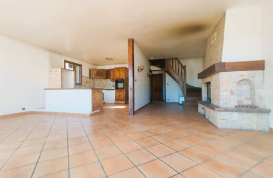 appartement 5 pièces 121 m2 à vendre à Laragne-Montéglin (05300)