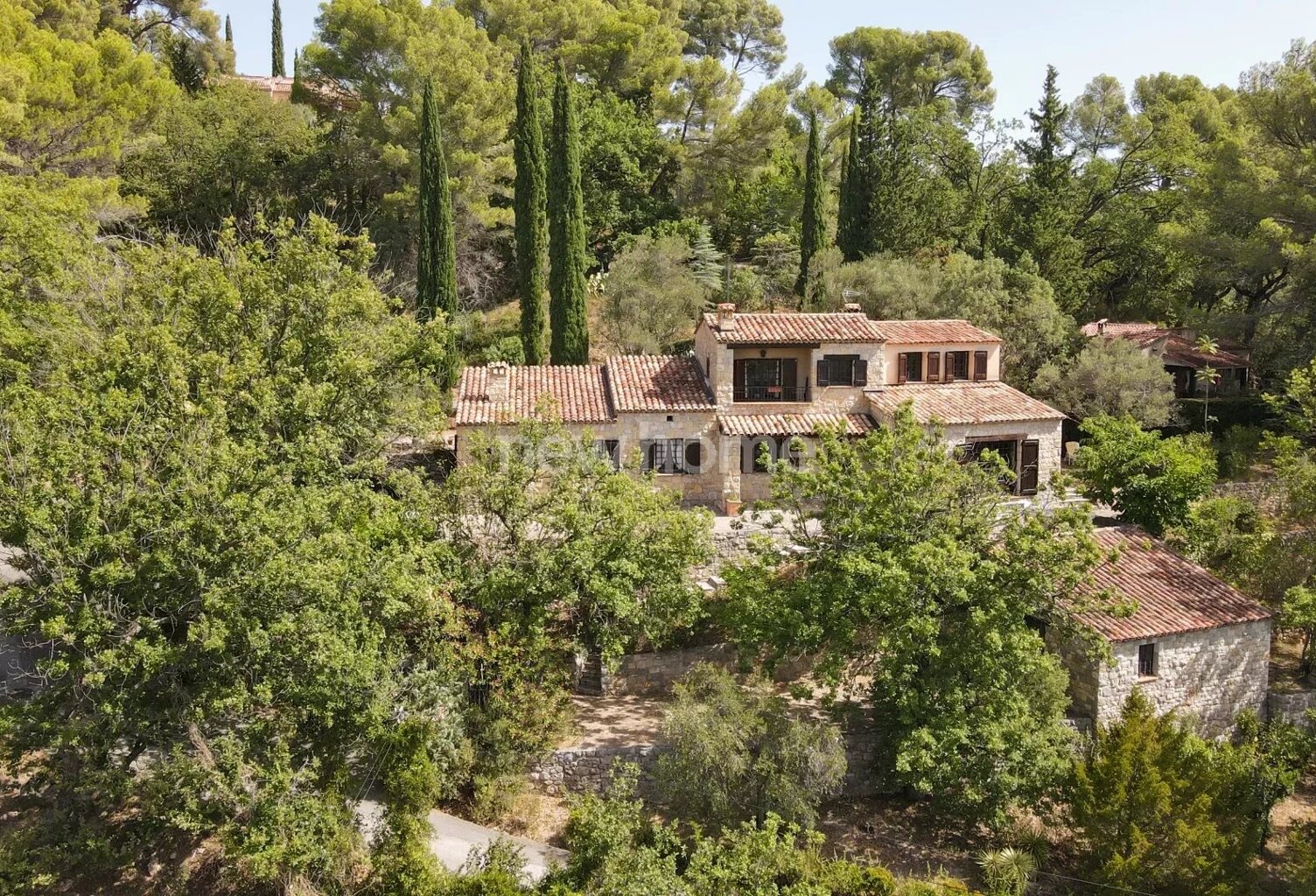 Belle maison en pierre de taille avec vue imprenable — photo 1