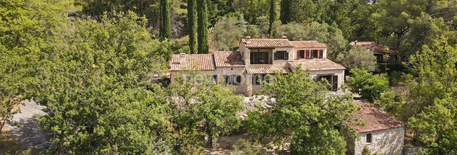 Maison 5 Pièces 140 m² à vendre à Fayence (83440)