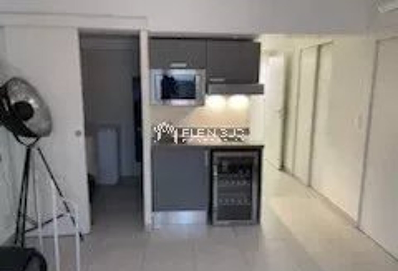 CANNES, a deux pas de la rue d'Antibes et de la Croisette — photo 1