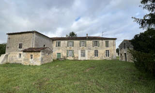 Maison  780 m² à vendre à Saintes (17100)