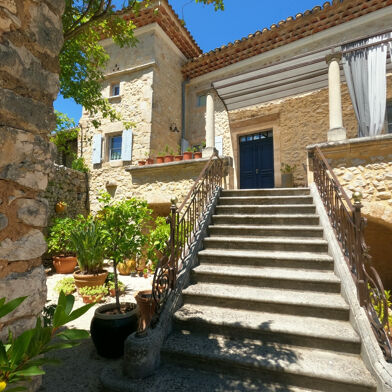 Maison 15 pièces 600 m²