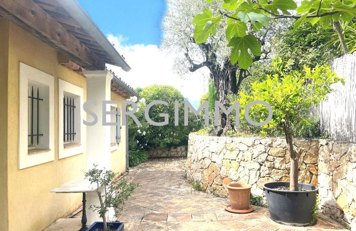 VENDUE PAR NOS SOINS Villa vue panoramique Montauroux 5 pièce(s) 160 m2 — photo 5