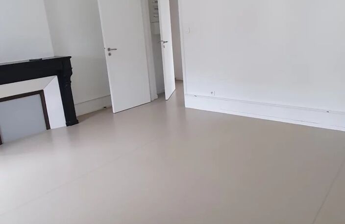 Bien vendu : Appartement  Hirson (02500) — photo 4