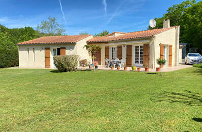 vente maison 302 000 € à proximité de Bussac-sur-Charente (17100)