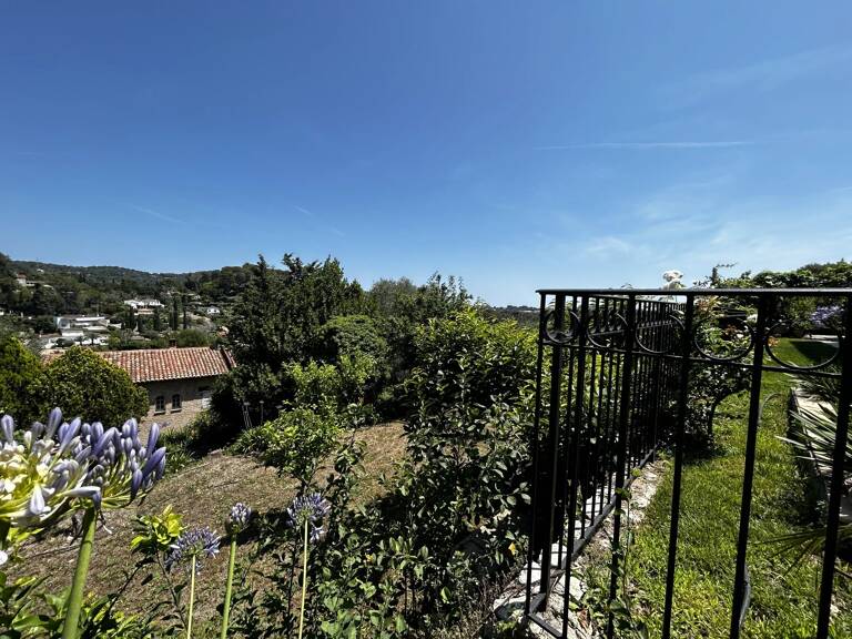 A VENDRE MOUGINS - Appartement-Villa 150m2 en Rez de Jardin + te — photo 1