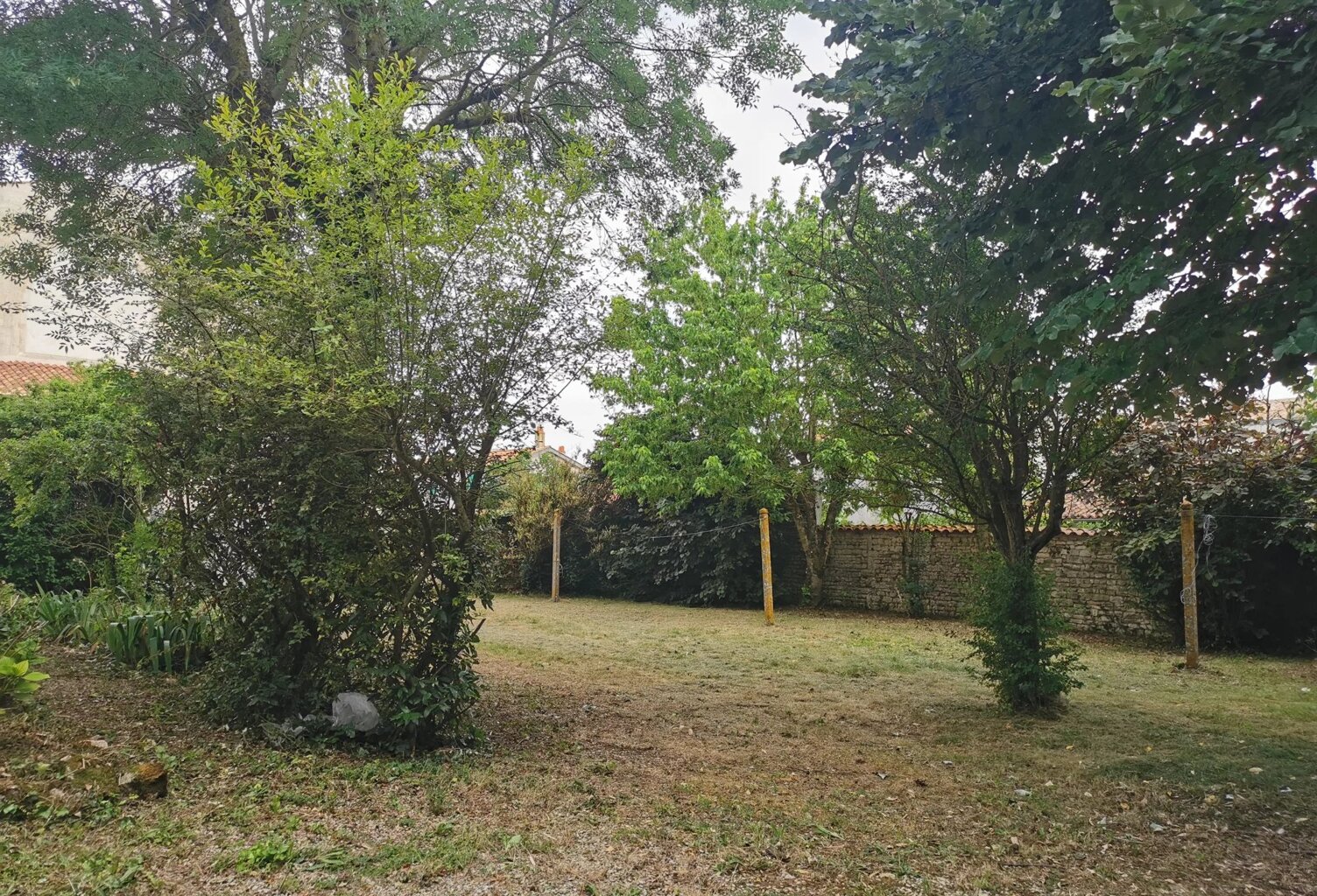 TERRAIN 490 m² — photo 1