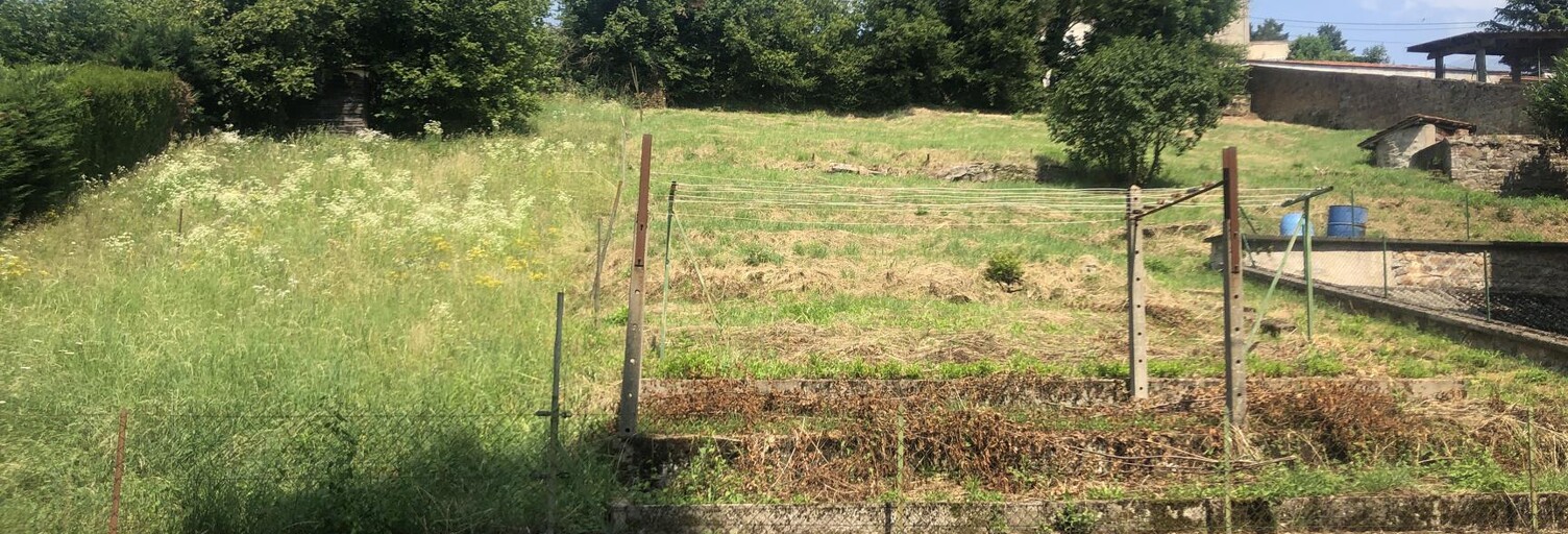 Terrain  850 m² à vendre à Amplepuis (69550)