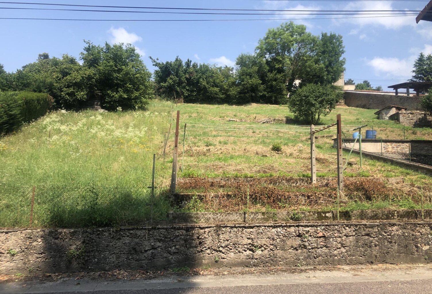 Vente terrain  850 m² Amplepuis (69550) — photo 1