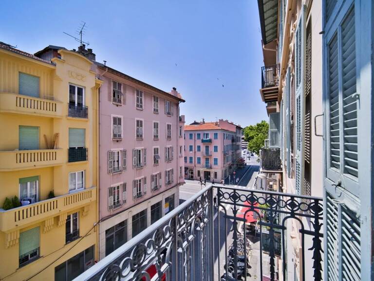Nice République  2 p balcon — photo 1