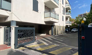 Garage  34 m² à vendre à La Garde (83130)