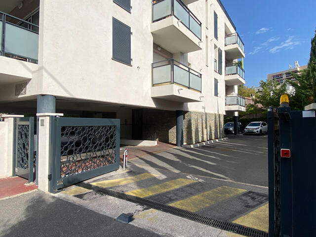 Garage proposé à La Garde