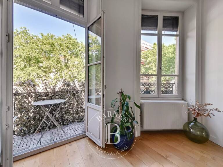 Lyon 3 - Moncey - Appartement meublé de 85,36 m² - Balcon - 2 Chambres — photo 1
