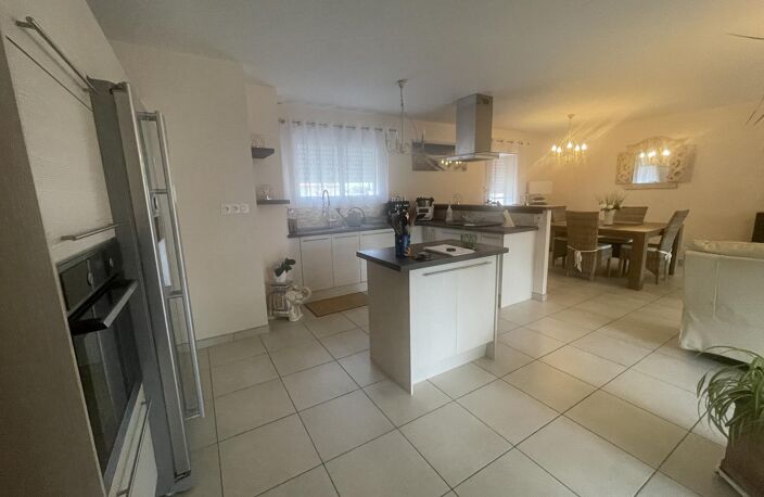 BEL APPARTEMENT RECENT — photo 4