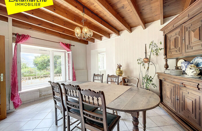 Maison Percy En Normandie  6 pièces proche du bourg avec plus de 6 000 m² de terrain. — photo 3