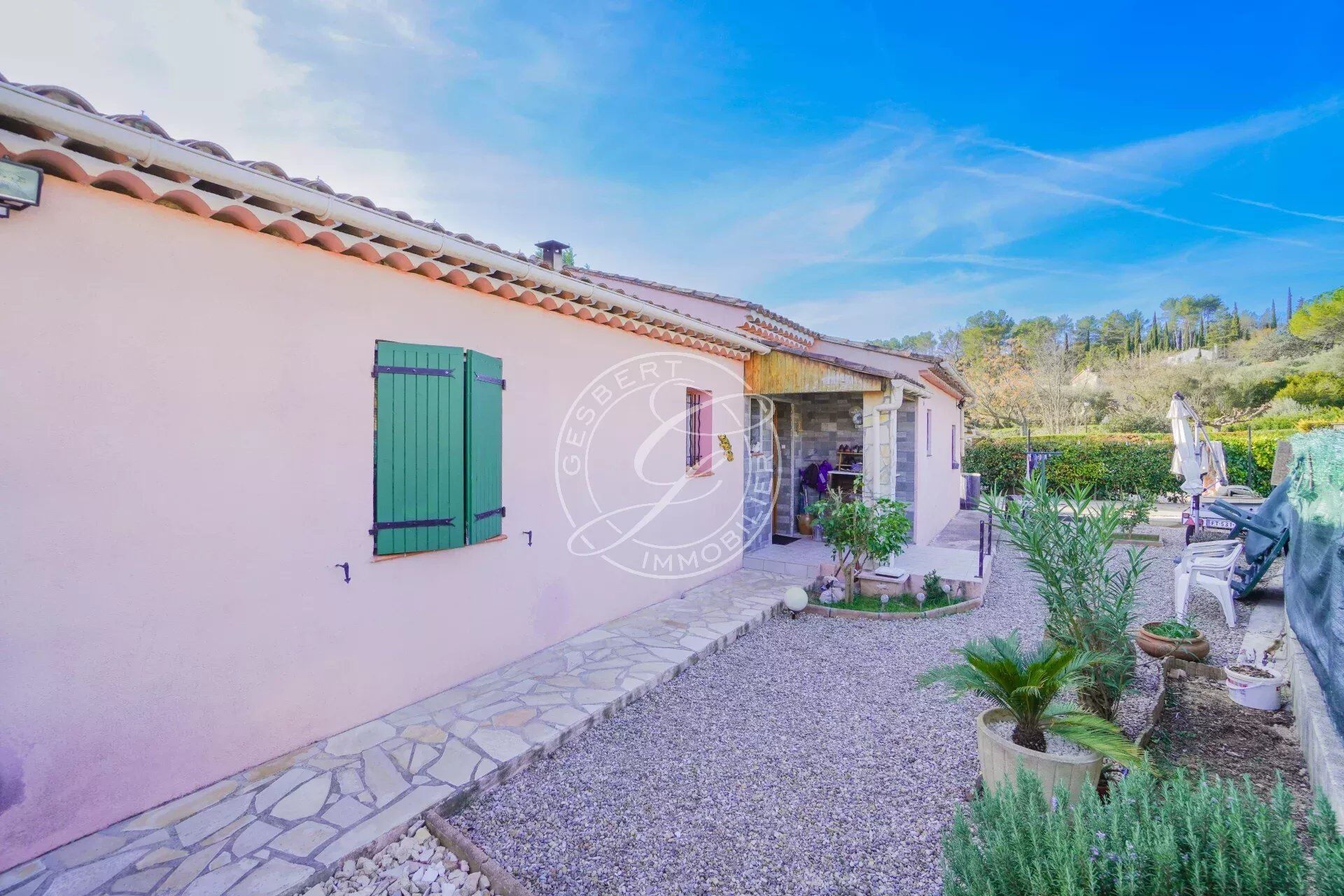 Villa / Maison  T5 à vendre Lorgues 83510