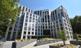 Bureau  1020 m² à louer à Villeurbanne (69100)