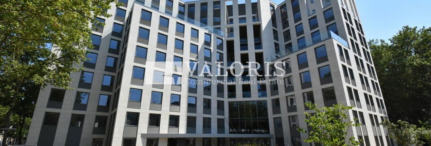 Bureau  1020 m² à louer à Villeurbanne (69100)