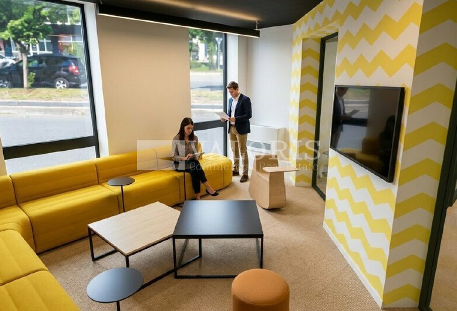 BUREAUX à LOUER — photo 1