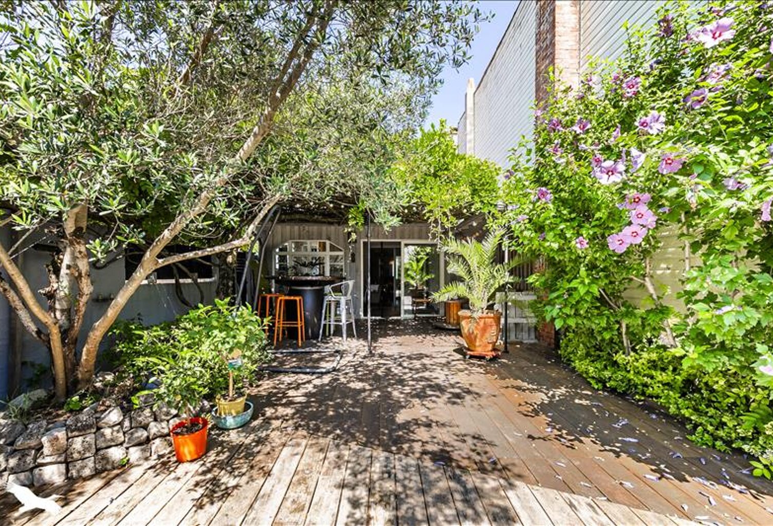 Maison en pierre de 7 pièces principales — photo 1