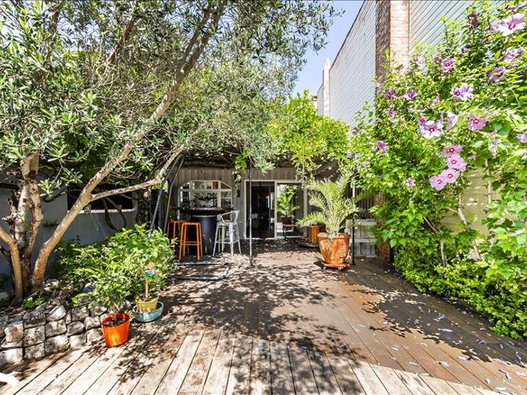 Maison en pierre de 7 pièces principales — photo 1